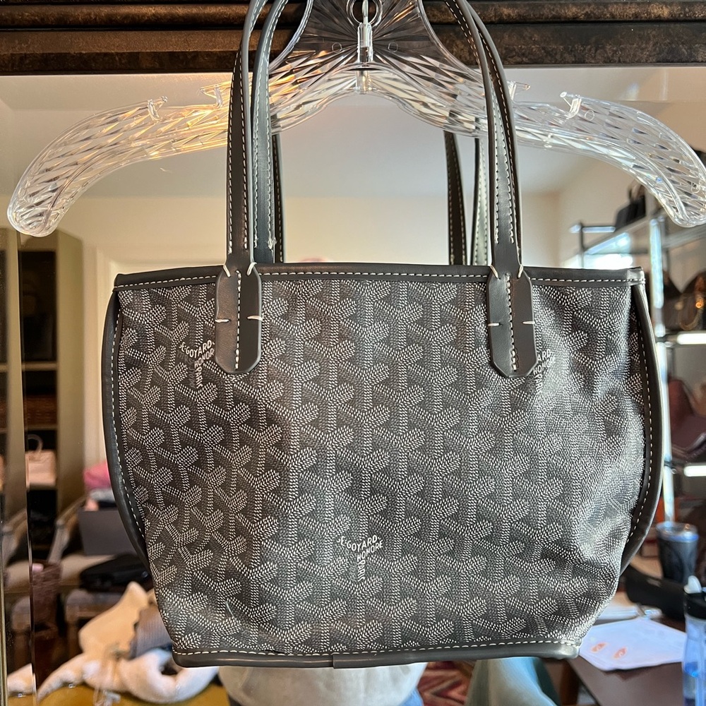 Small tote (goyard)